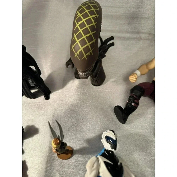 Vintage Collectable Action Figure Lot Of 10 WWf, REN And Stimpy Star Wars Alien - Picture 5 of 8